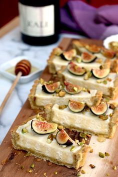 Fig Mascarpone Tart With Pistachio Black Pepper Crust