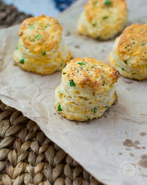 Garlic cheddar and chive scones