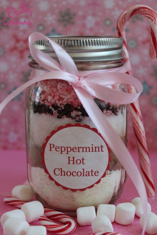 GIFTS IN A JAR: Peppermint Hot Chocolate Mix