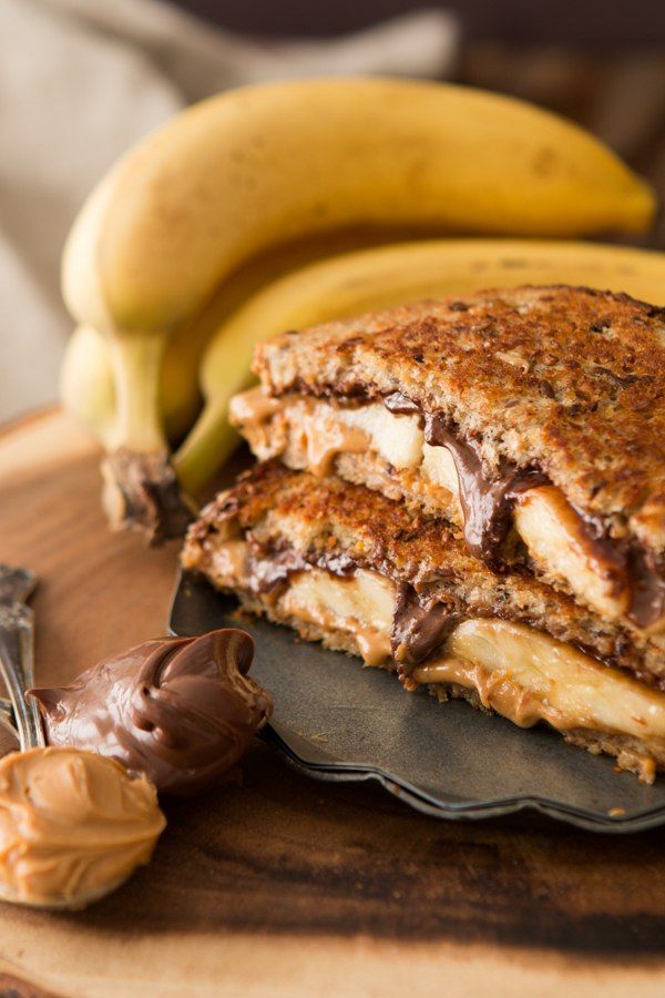 Grilled Peanut Butter Nutella and Banana Sammy