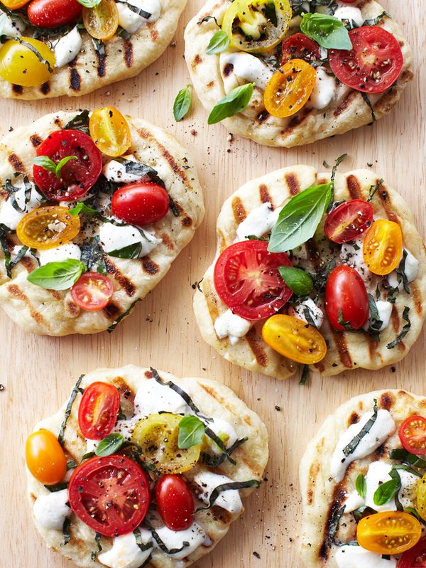 Grilled Tomato-Basil Pizzettes