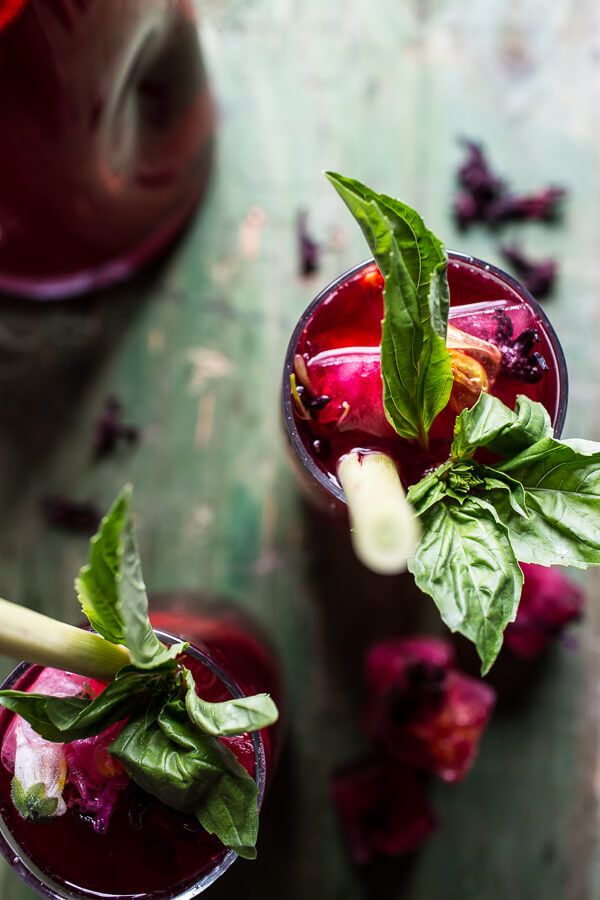 Hibiscus, lemongrass and Basil Honey Sweet Iced Tea