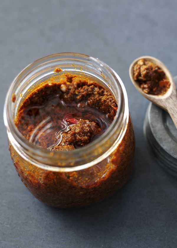 How to make curry paste