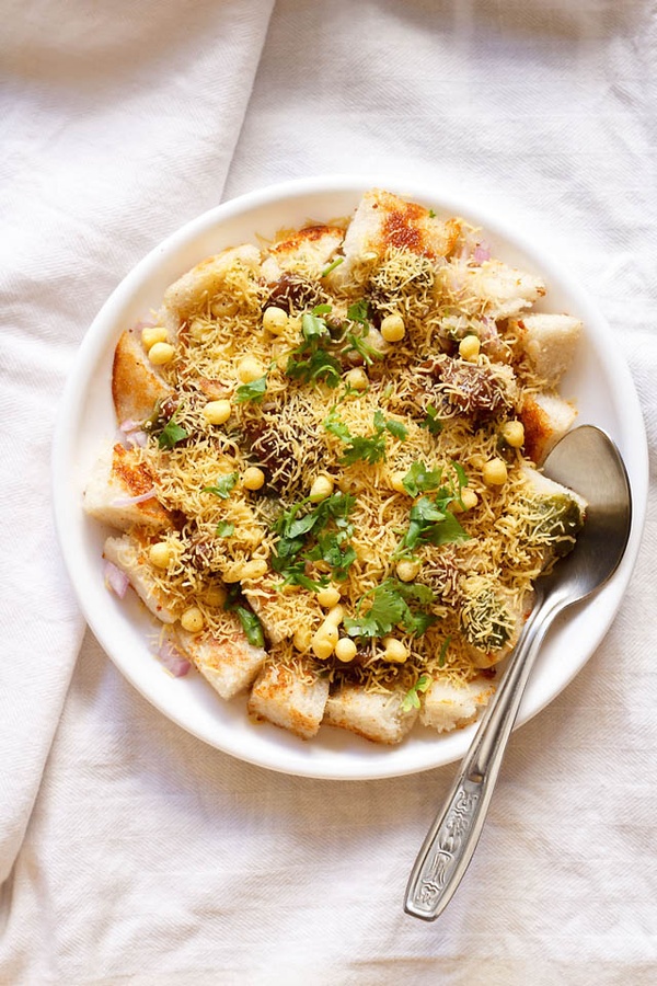 Idli chaat