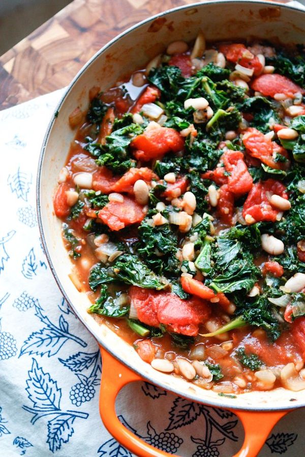 Kale with Stewed Tomatoes and White Beans