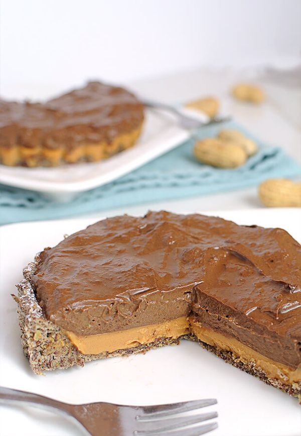 Keto Chocolate Peanut Butter Tarts