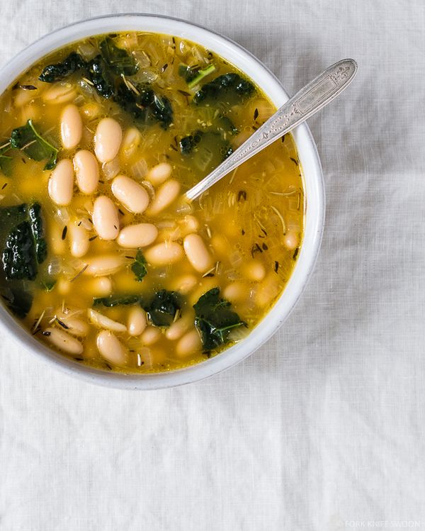 Lemony Kale and White Bean Soup