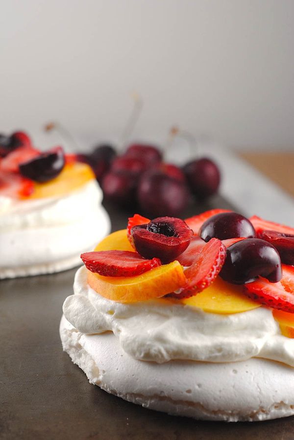 Magical Vegan Pavlova - Aquafaba