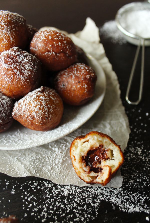 Mini Ricotta Donuts Stuffed with Nutella