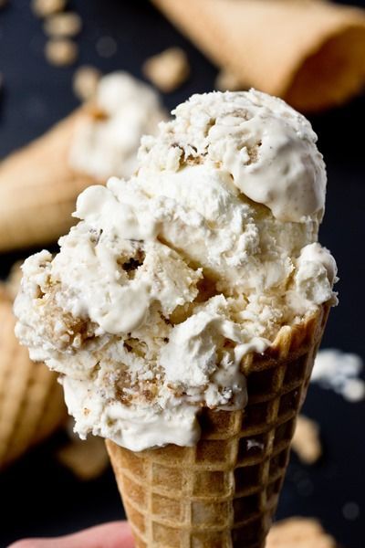 New York Crumb Cake Ice Cream