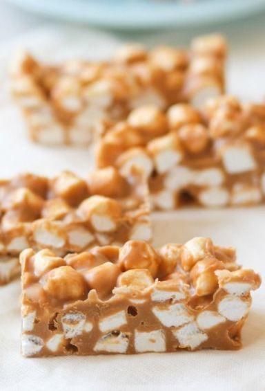 No Bake Peanut Butter Marshmallow Bars