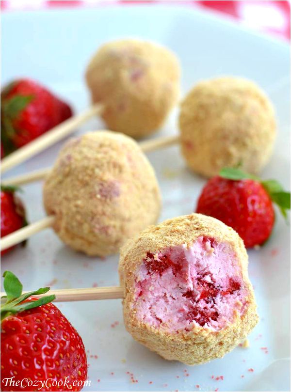 No Bake Strawberry Cheesecake Pops