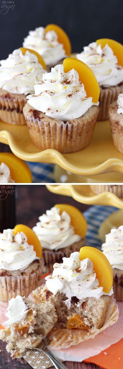 Peach Cobbler Cupcakes