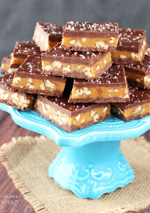 Pecan Caramel Turtle Bars