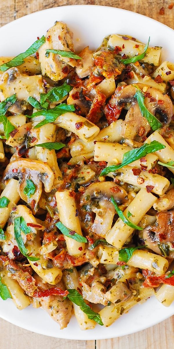 Pesto Chicken Pasta with Mushrooms