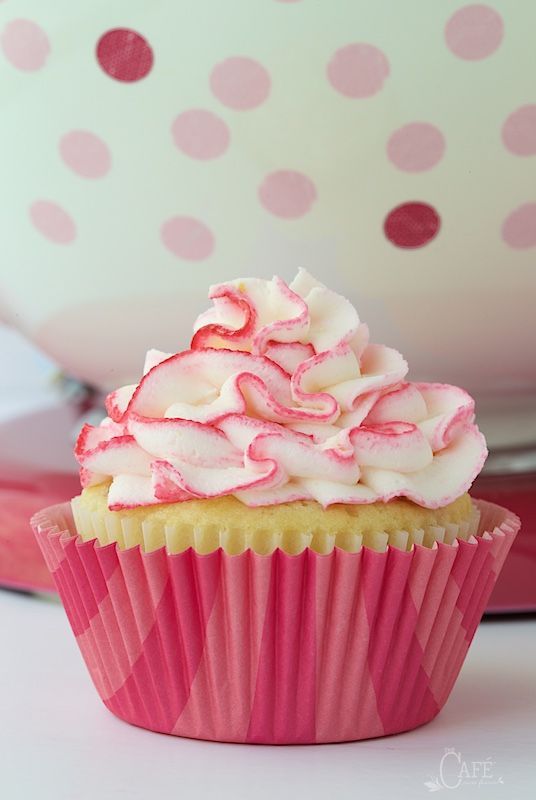 Pink Lemonade Cupcakes