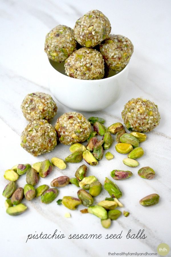 Pistachio Sesame Seed Balls (Raw, Vegan, Gluten-Free, Paleo-Friendly, No Refined Sugar