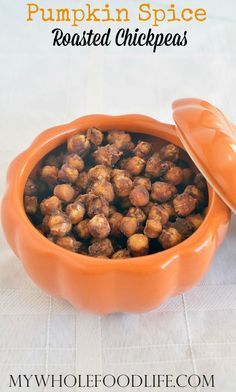 Pumpkin Spice Roasted Chickpeas