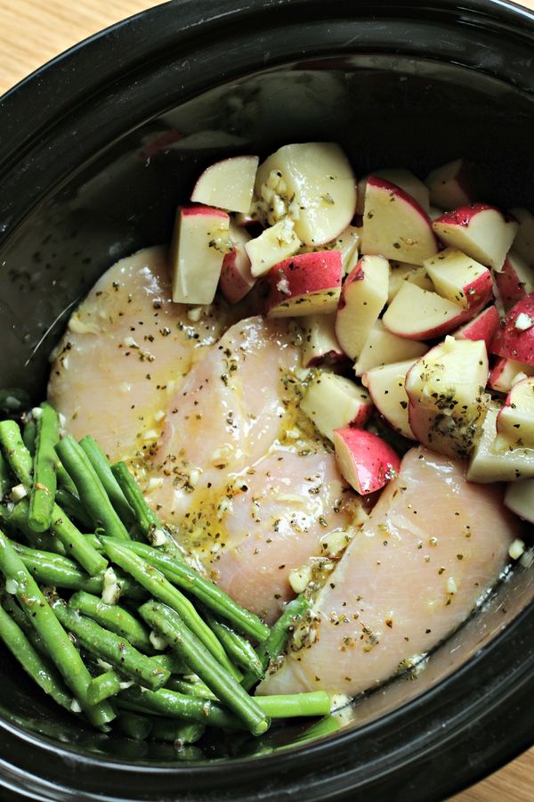 Seasoned Chicken, Potatoes and Green beans