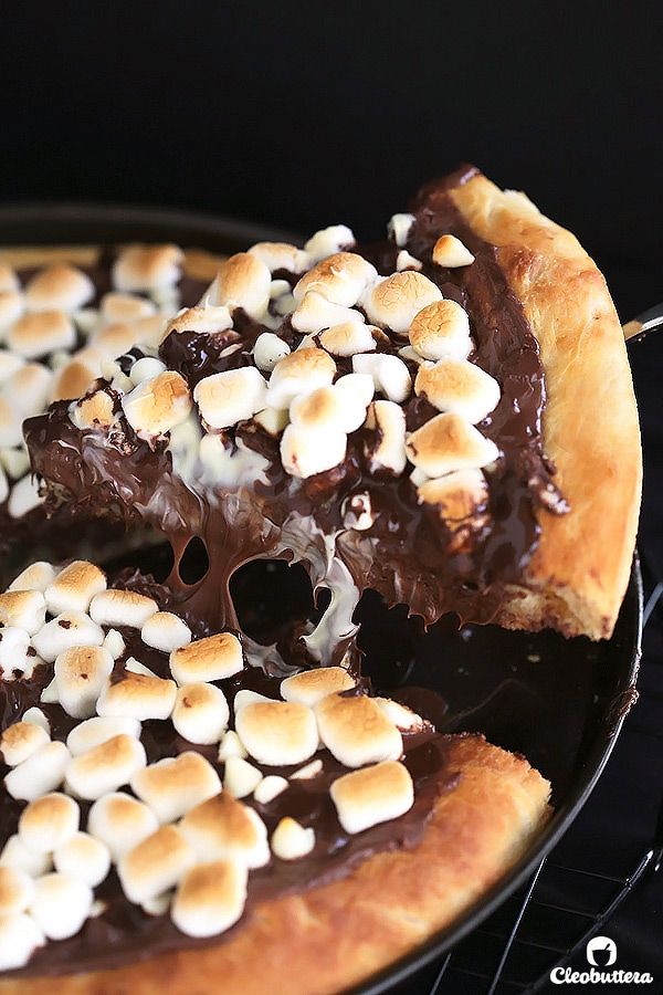 Sinful Chocolate Pizza