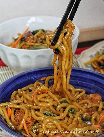 Slow Cooker Chicken Lo Mein Noodles