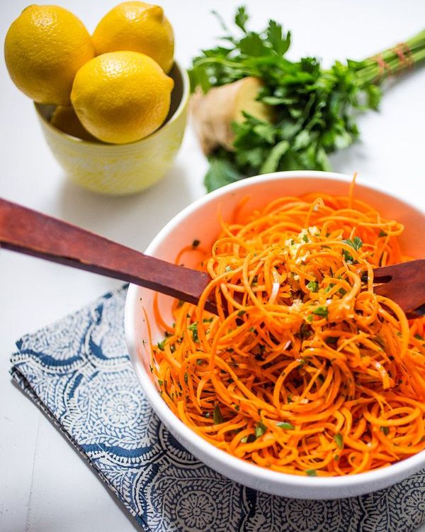 Spiralized Carrot Salad with Lemon Ginger Dressing