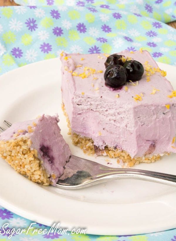 Sugar-Free Low Carb Blueberry Cream Pie