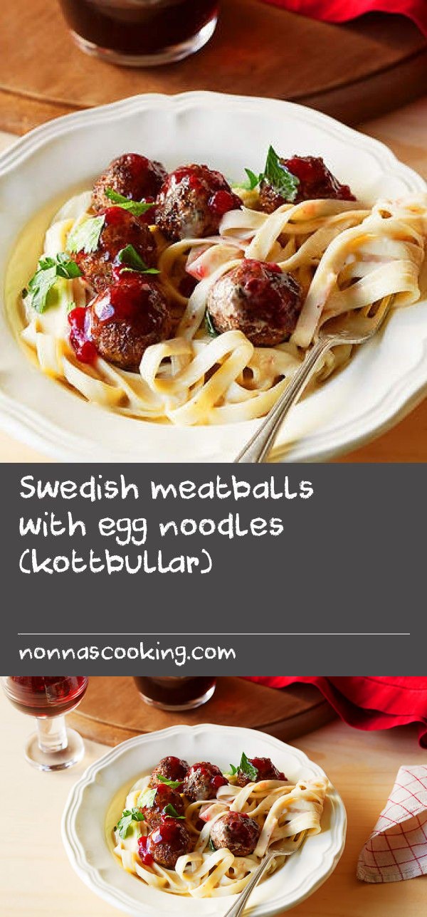 Swedish meatballs with egg noodles (kottbullar