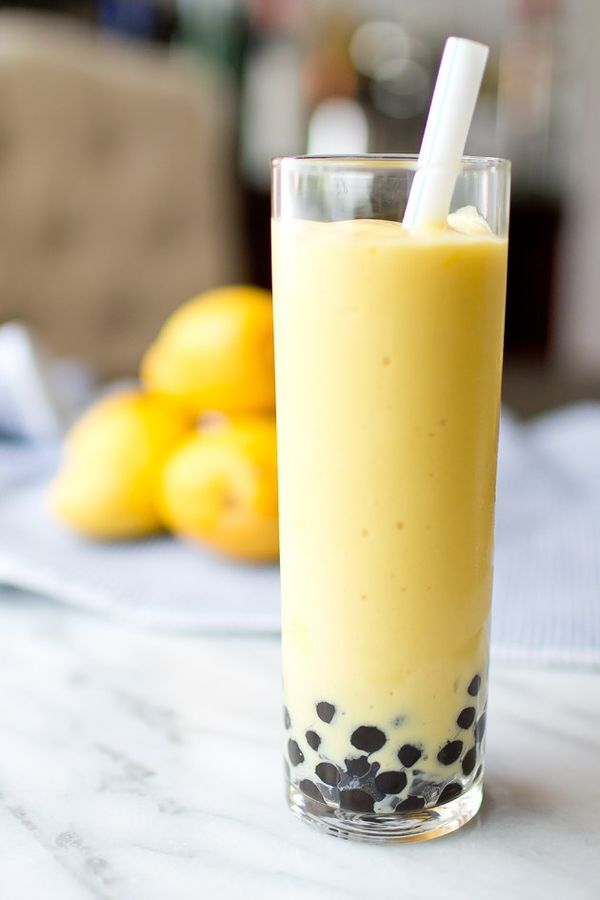 Thai Mango Smoothie with Boba