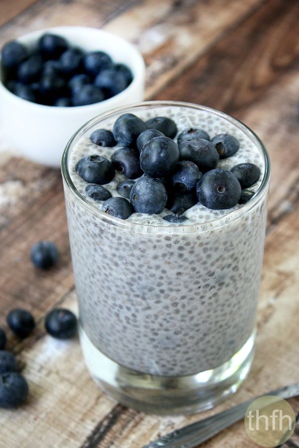 Vanilla Bean and Blueberry Chia Pudding (Raw, Vegan, Gluten-Free, Dairy-Free, Paleo-Friendly, No Refined Sugar