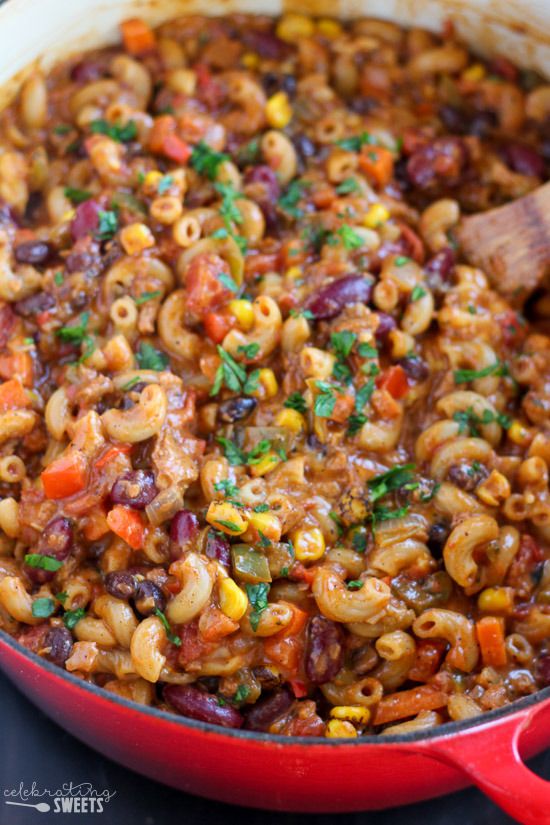 Vegetarian Chili Mac and Cheese