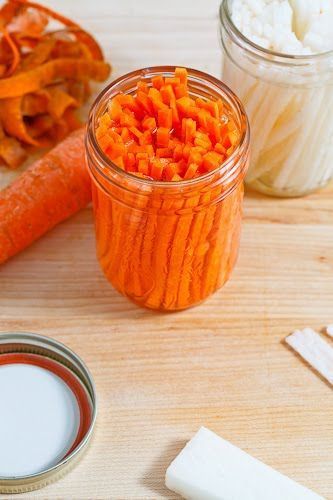 Vietnamese Pickled Carrots and Daikon Radish