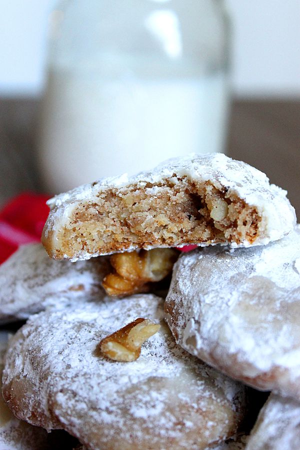 Walnut Cinnamon Winter Cookies