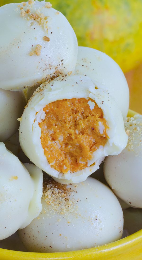 White Chocolate Pumpkin Truffles