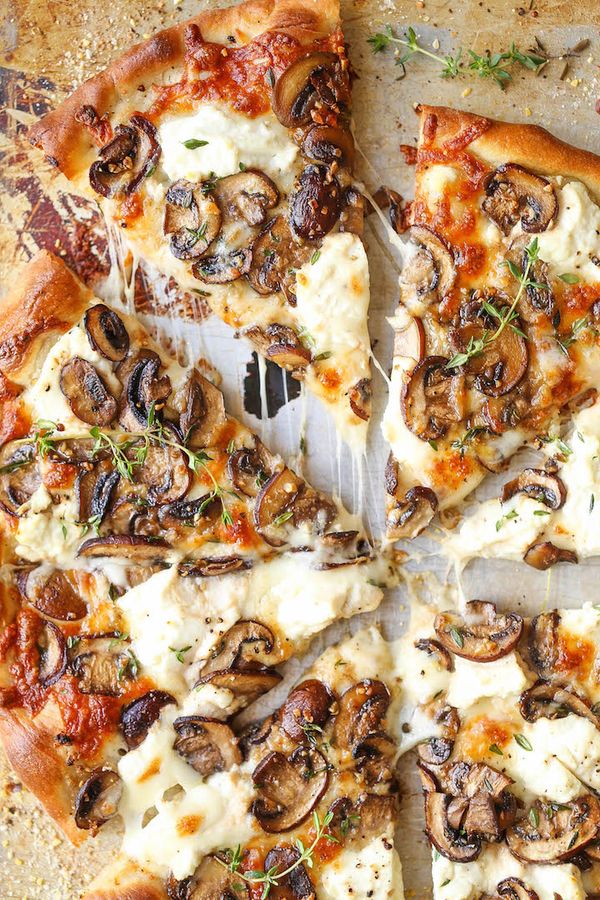 White Mushroom Pizza