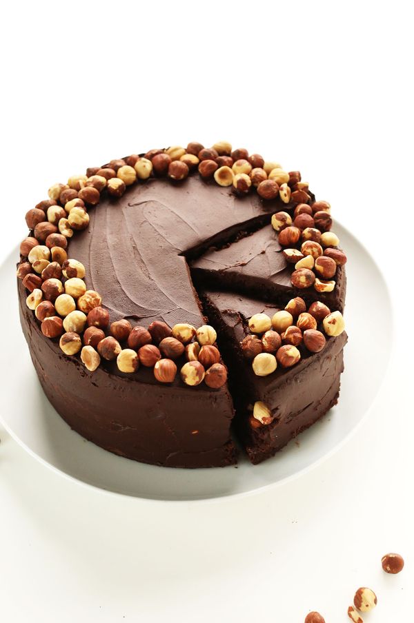 1 Bowl Chocolate Hazelnut Cake (Vegan + GF