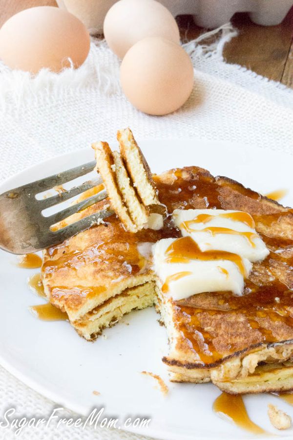 4 Ingredient Flourless Vanilla Ricotta Pancakes