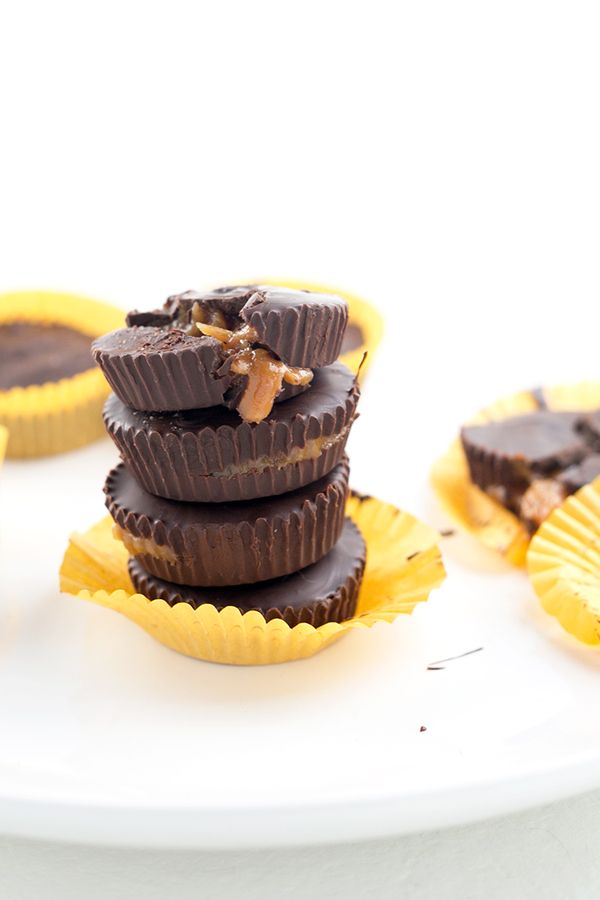 5 Ingredient Vegan Caramel Peanut Butter Cups