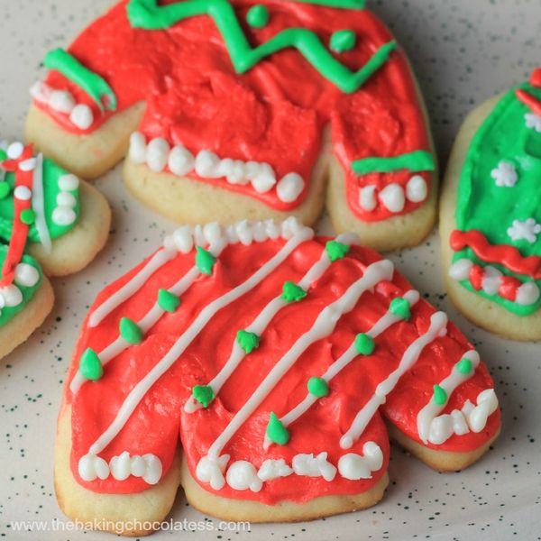 ‘Ugly Sweater’ Buttercream Frosted Christmas Cookie