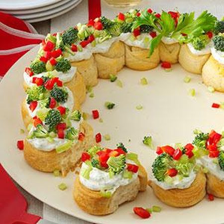 Appetizer Wreath