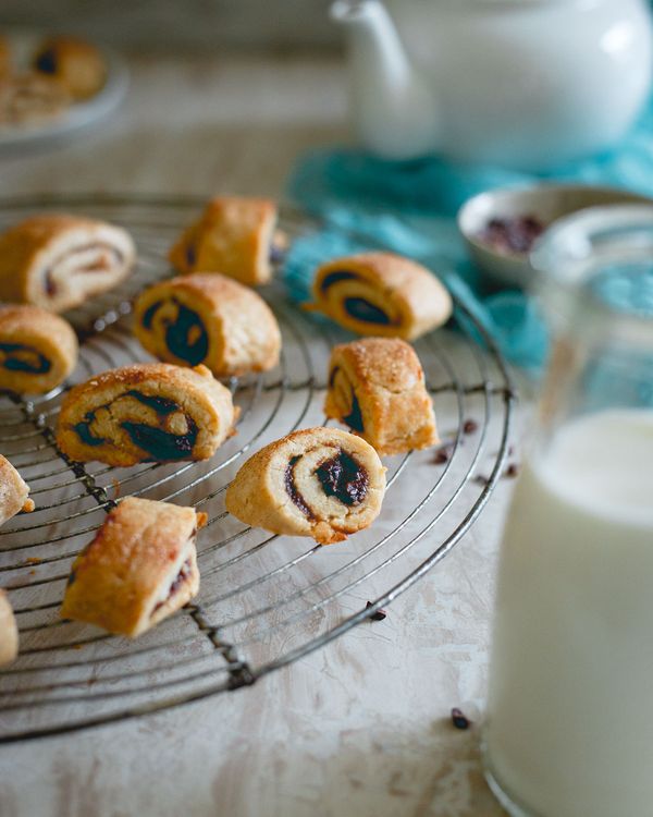 Apple Butter Cacao Nib Rugelach