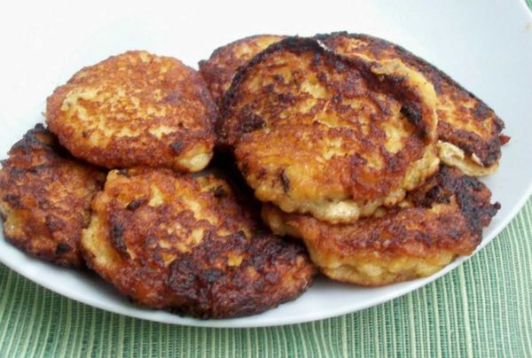 Apple Cinnamon Latkas (Latkes