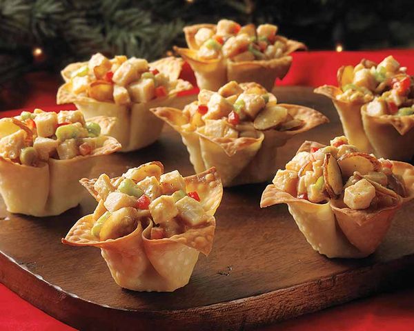 Asian Chicken Won Ton Cups