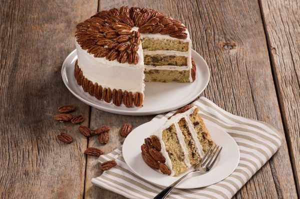 Aunt Cora’s Famous Pecan Cake