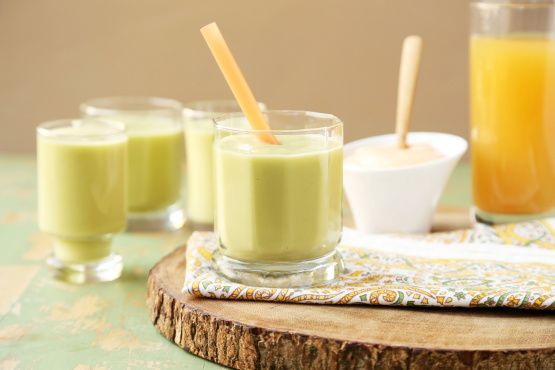 Avocado, Pineapple and Apricot Smoothie