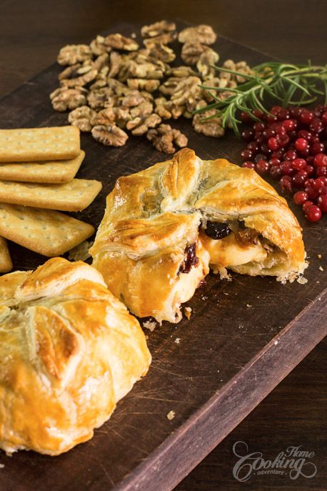 Baked Brie in Puff Pastry