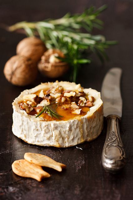 Baked Camembert Cheese with apple slices