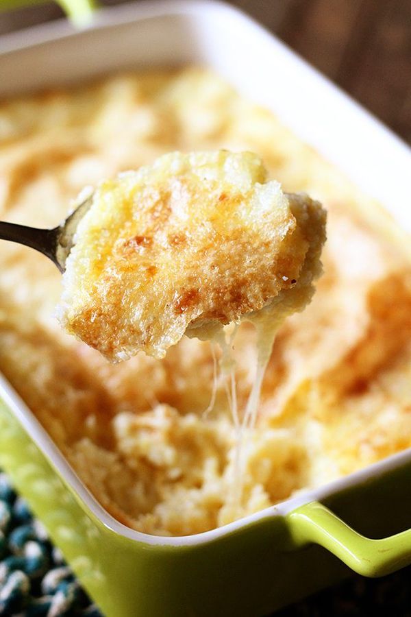 Baked Garlic Cheese Grits