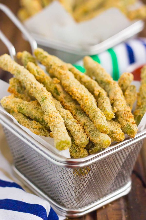 Baked Parmesan Green Bean Fries