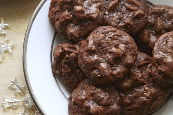BAKER'S One-Bowl Chocolate Chunk Cookies